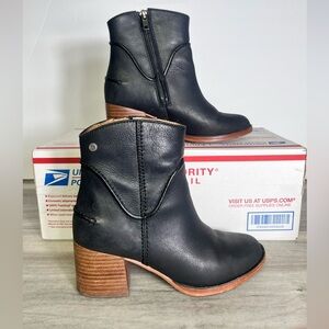 Ugg Uggs Annie Boots Womens 5 Leather Black Chelsea Boot Cute Heeled